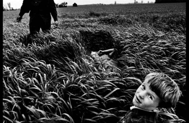 © Larry Towell